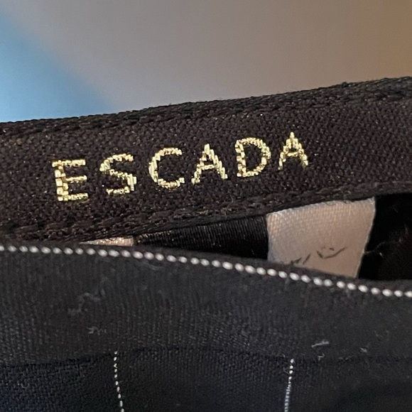 ESCADA black vintage wool pinstripe pencil skirt - Picture 4 of 4